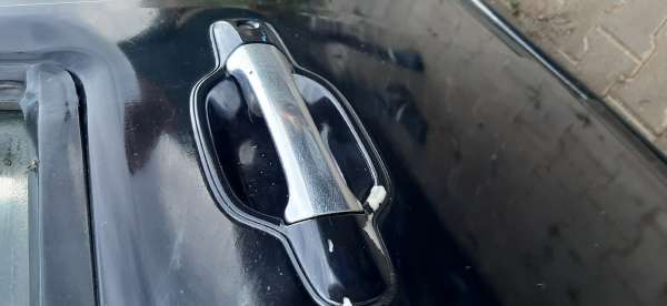 ISUZU DMAX CIKMA KAPI KOLU